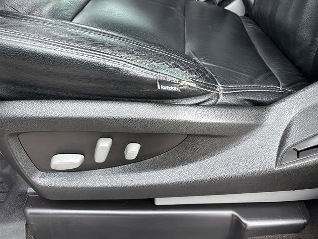 Used 2018 Chevrolet Silverado 1500 LT w/ LT Convenience Package image 12