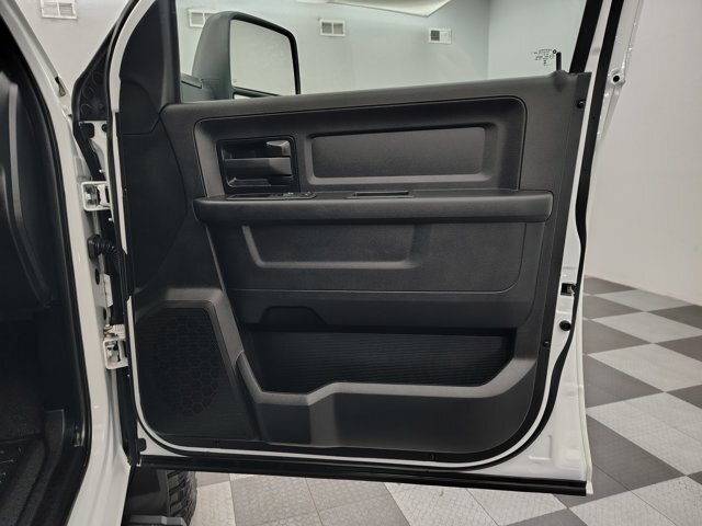 Used 2024 RAM 2500 Tradesman w/ Chrome Appearance Group AWD/4WD image 26