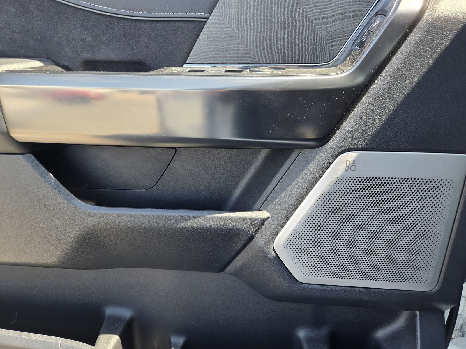 Certified 2023 Ford F150 Platinum w/ Equipment Group 701A High image 21