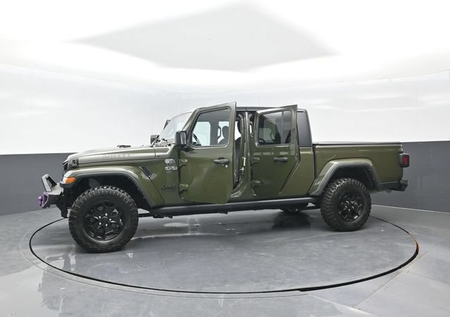 Used 2023 Jeep Gladiator Sport AWD/4WD image 27