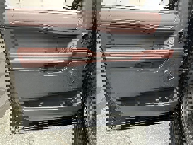 Certified 2022 Ford Expedition Limited image 11