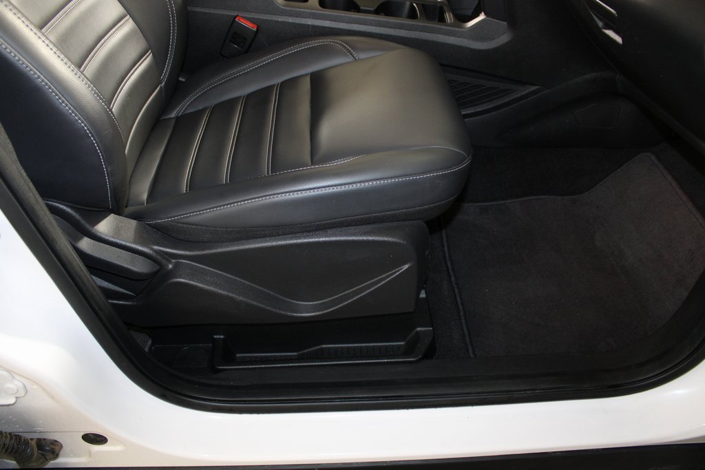 Certified 2019 Ford Escape SEL image 10