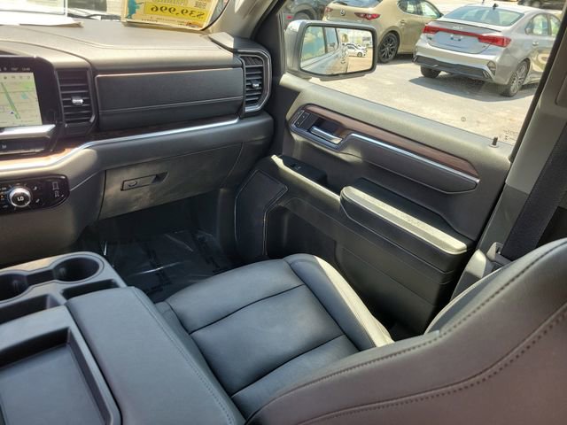 Used 2025 GMC Sierra 1500 SLT RWD image 13