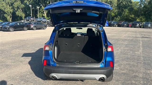 Certified 2022 Ford Escape SE w/ Cold Weather Package image 30