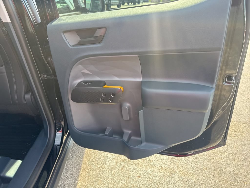 Certified 2025 Ford Maverick Tremor AWD/4WD image 39