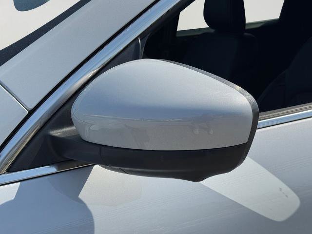 Certified 2025 Ford Escape SE w/ PHEV Premium Package image 27