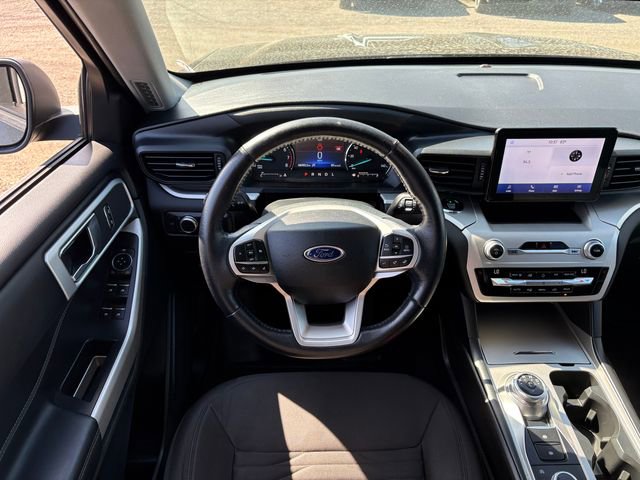 Certified 2021 Ford Explorer XLT image 9
