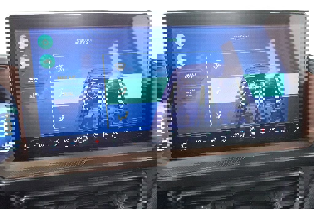 Certified 2025 Ford Bronco Sport Outer Banks w/ Outer Banks Tech Package+ image 21