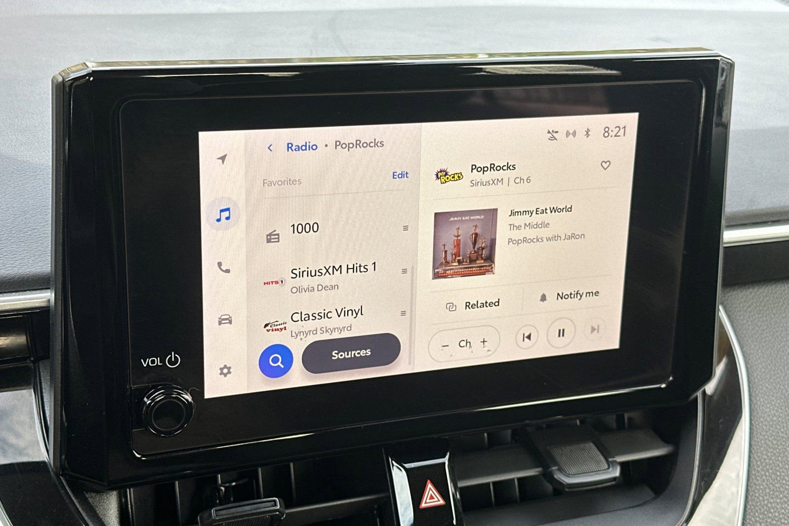 Used 2023 Toyota Corolla LE FWD image 13