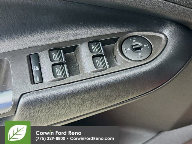 Certified 2019 Ford Escape Titanium AWD/4WD image 18