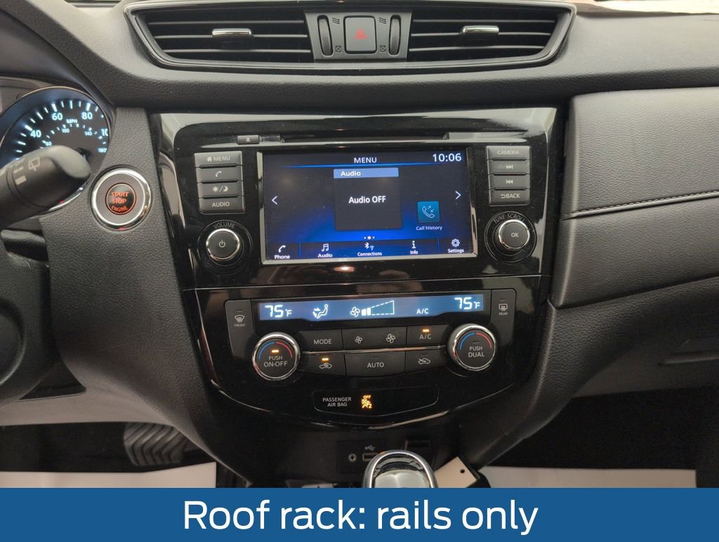 Used 2020 Nissan Rogue SV image 27