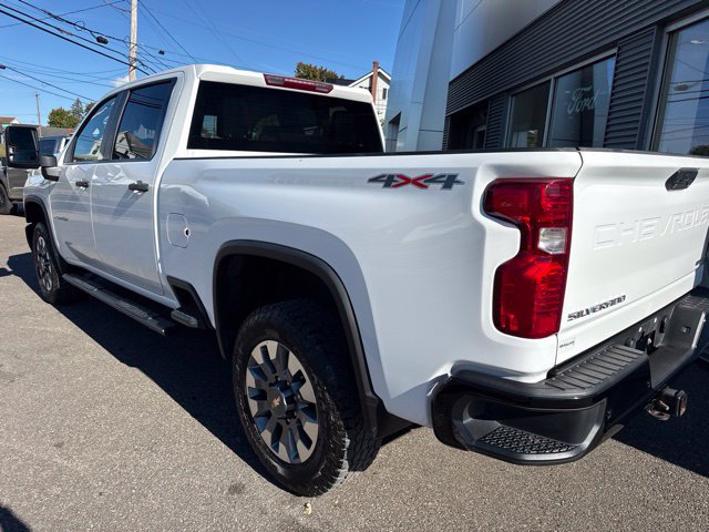 Used 2024 Chevrolet Silverado 2500 Custom w/ Custom Value Package AWD/4WD image 8