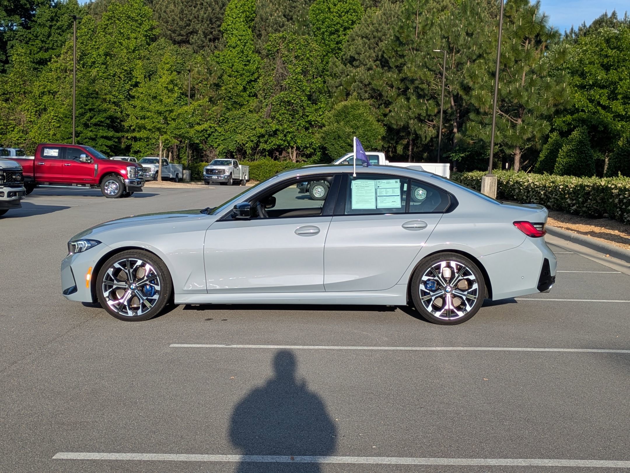Used 2025 BMW 330i Sedan w/ M Sport Package RWD image 7