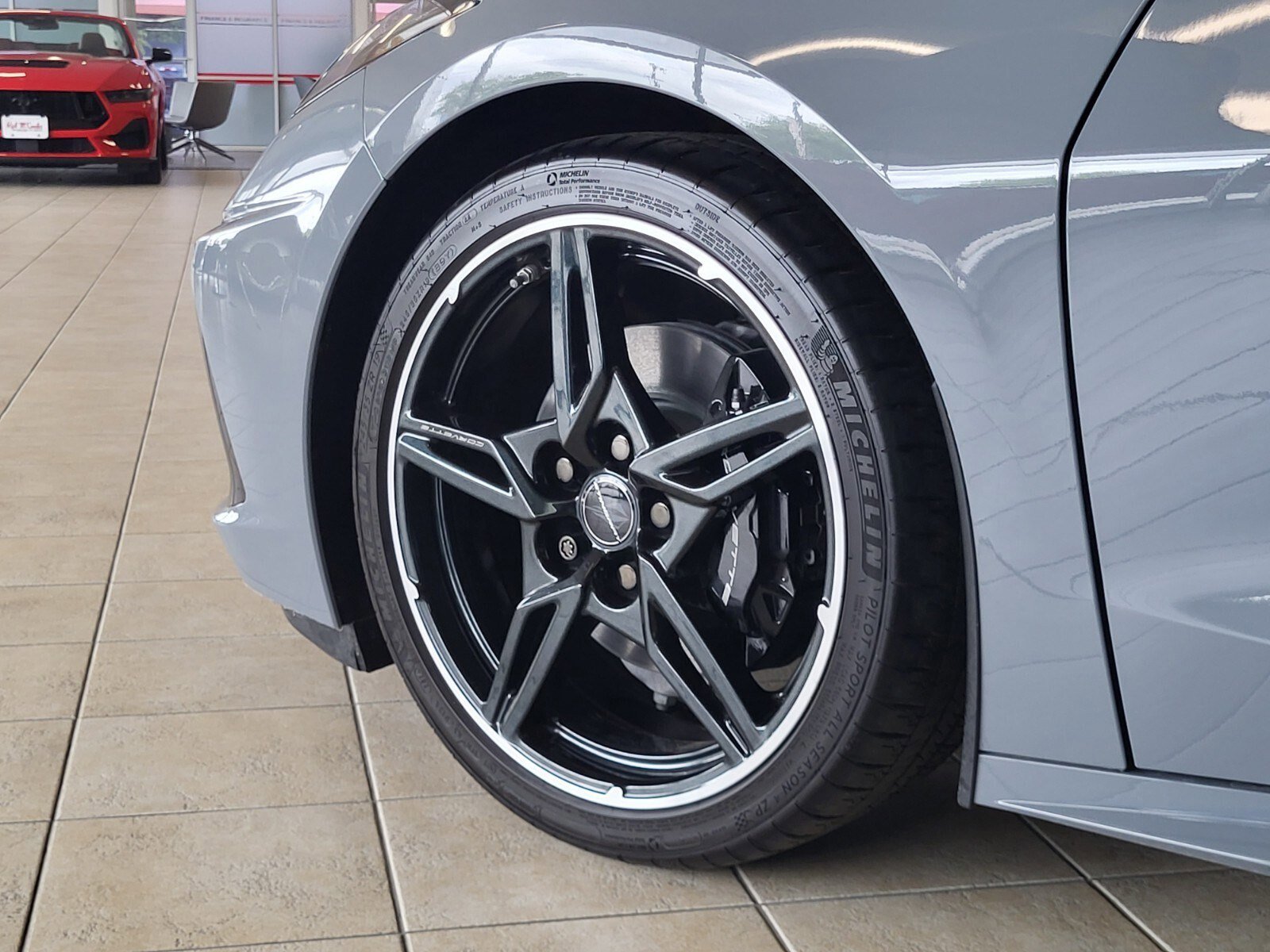 Used 2024 Chevrolet Corvette Stingray Preferred Cpe w/ Stealth Interior Trim Package image 25