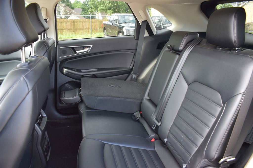Certified 2023 Ford Edge SEL w/ Convenience Package AWD/4WD image 8