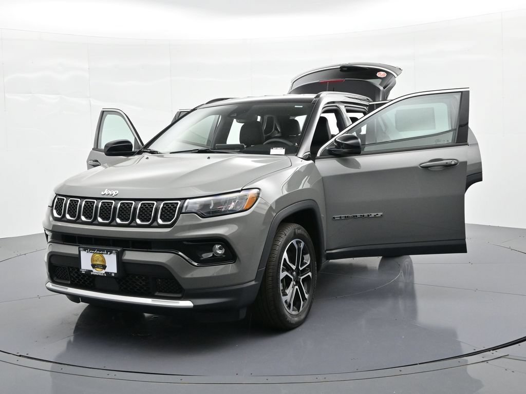 Used 2023 Jeep Compass Limited AWD/4WD image 30