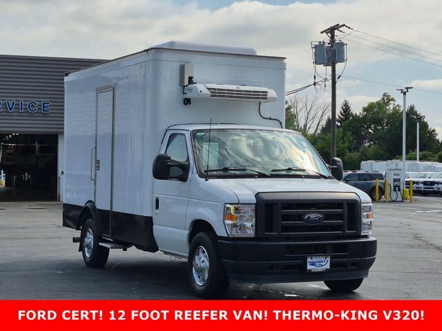 Certified 2024 Ford E-350 and Econoline 350 Super Duty w/ Power Windows & Locks Group RWD image 3