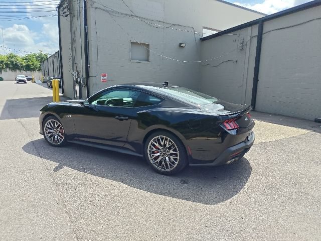 Certified 2024 Ford Mustang GT Premium RWD image 4