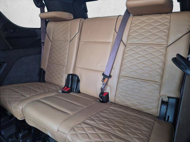 Used 2021 Cadillac Escalade Sport w/ Driver Assist Tech Package AWD/4WD image 23
