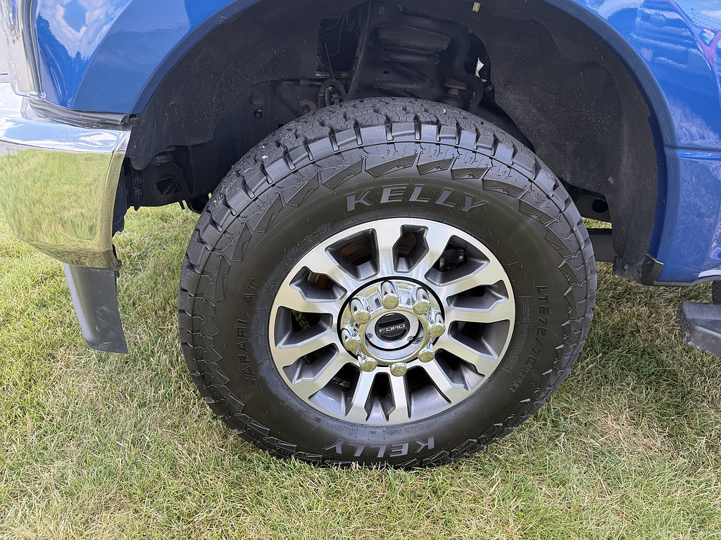 Certified 2022 Ford F250 Lariat AWD/4WD image 10