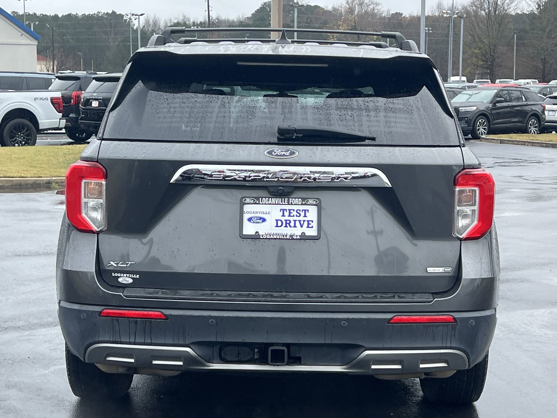 Certified 2020 Ford Explorer XLT w/ Equipment Group 202A image 27