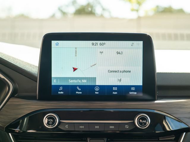 Certified 2020 Ford Escape Titanium w/ Titanium Premium Package 2.0 image 31