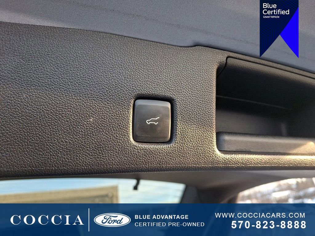 Certified 2022 Ford Escape SEL image 31