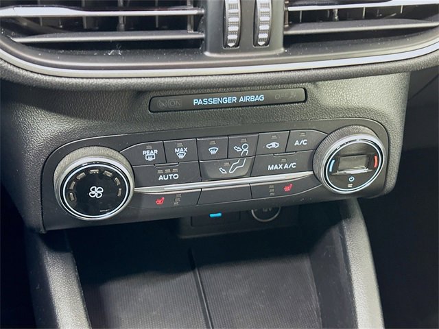 Certified 2020 Ford Escape SE image 15