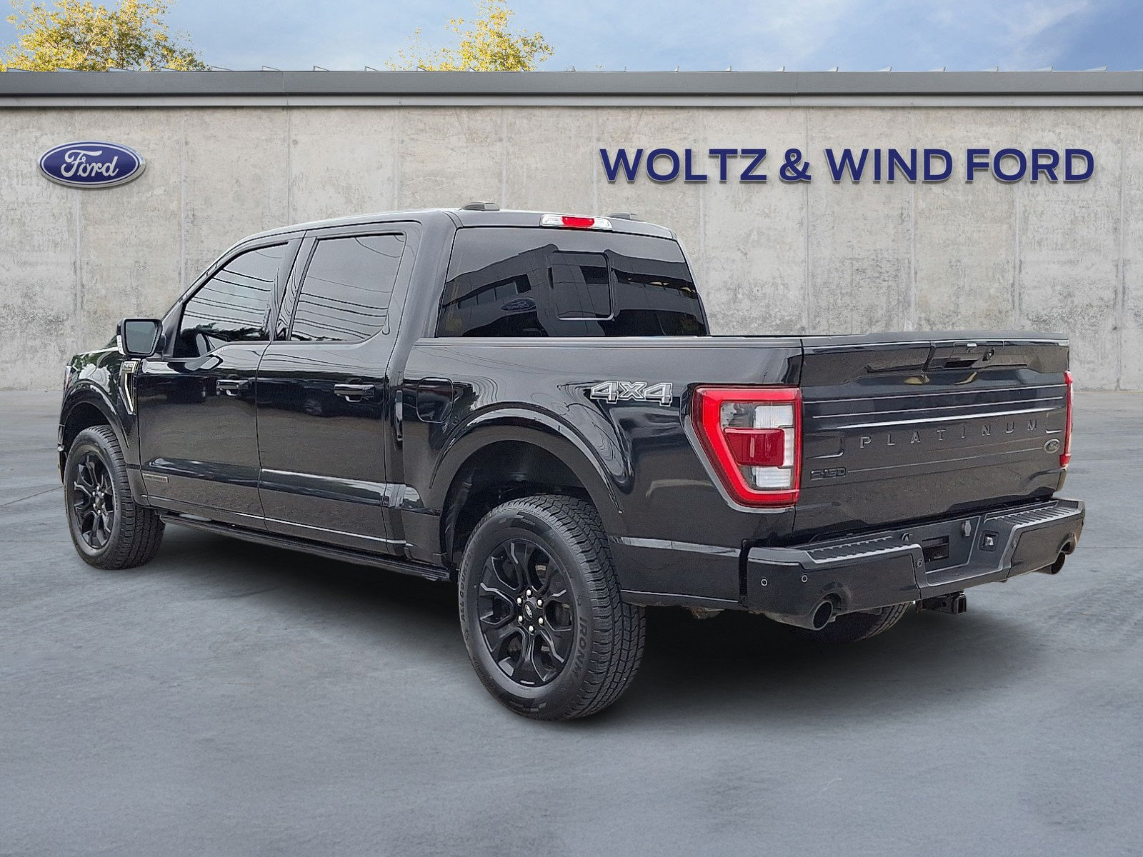 Certified 2023 Ford F150 Platinum w/ Equipment Group 701A High AWD/4WD image 4