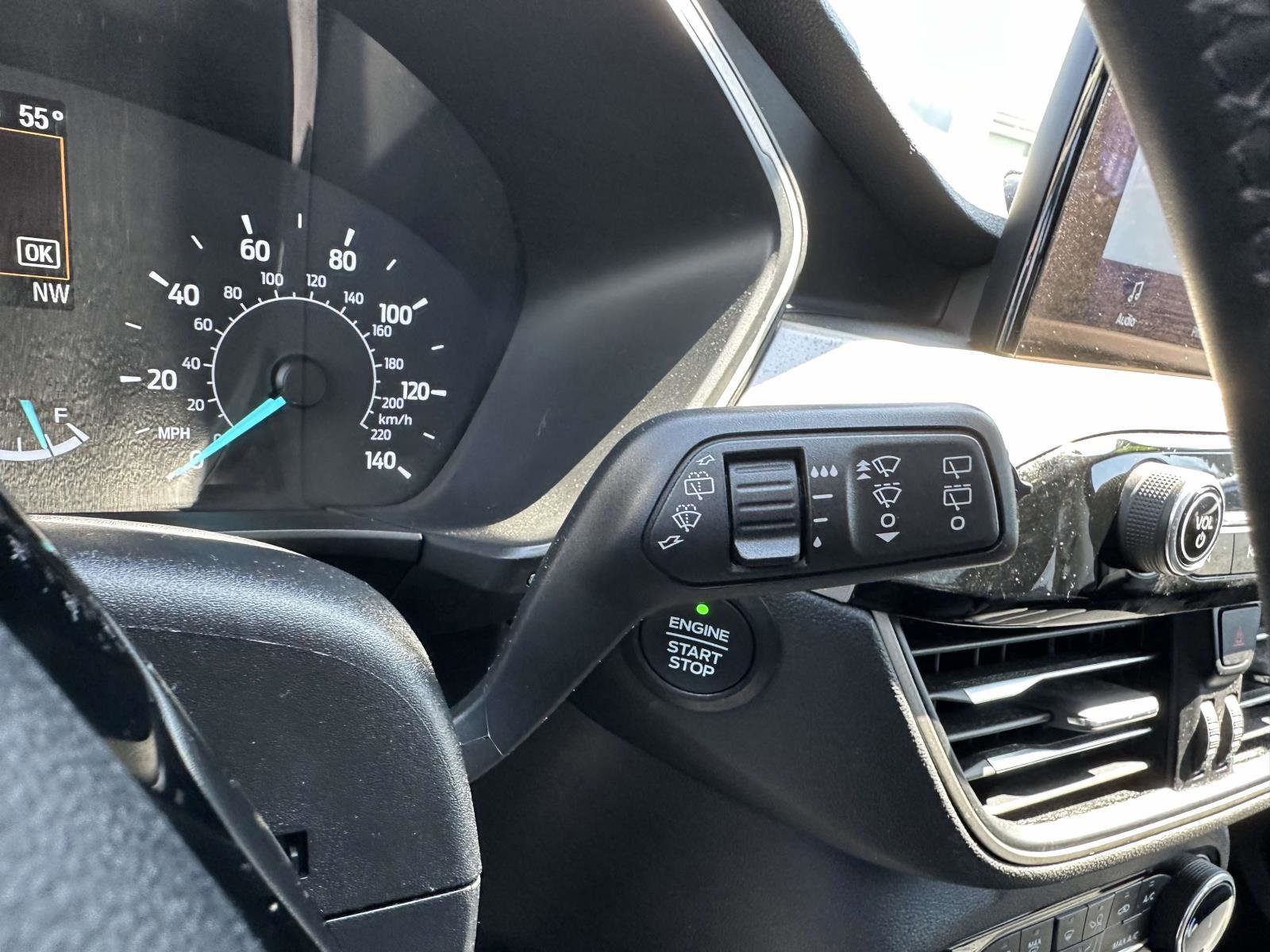 Certified 2022 Ford Escape SEL AWD/4WD image 29