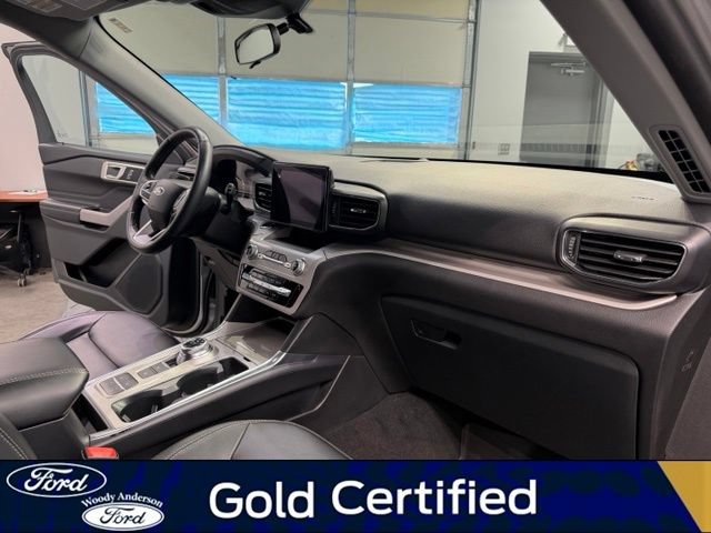 Certified 2024 Ford Explorer XLT w/ Equipment Group 202A RWD image 25