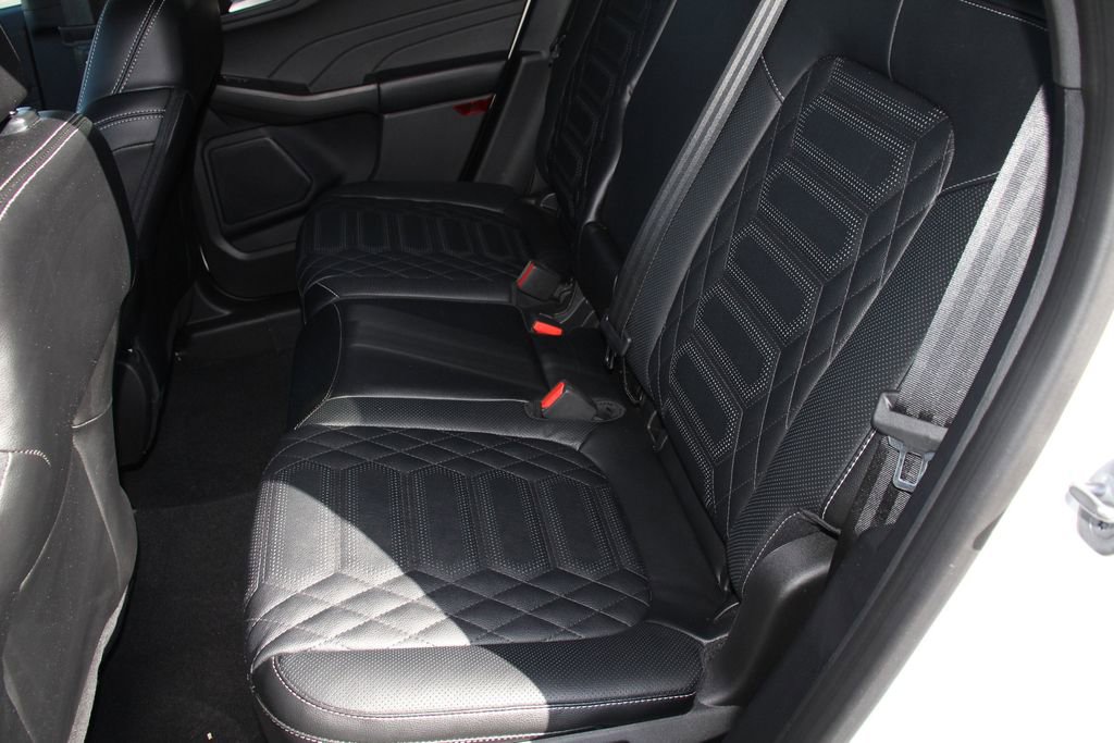Certified 2023 Ford Escape SE w/ PHEV Premium Package FWD image 20