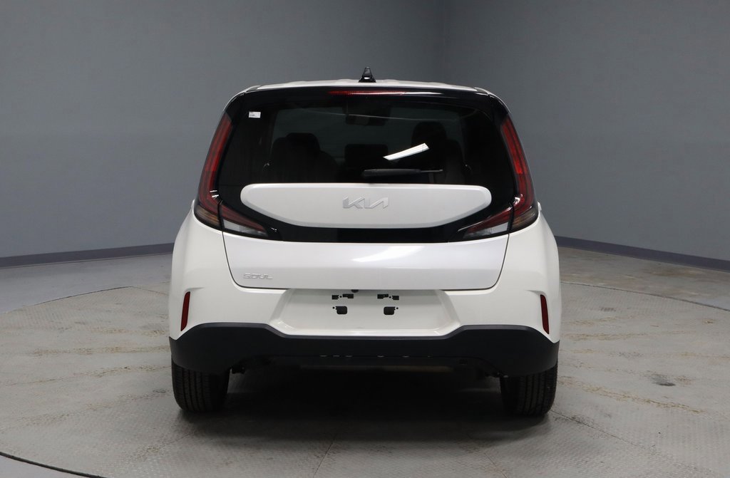 Used 2024 Kia Soul LX w/ Option Group 015 image 4