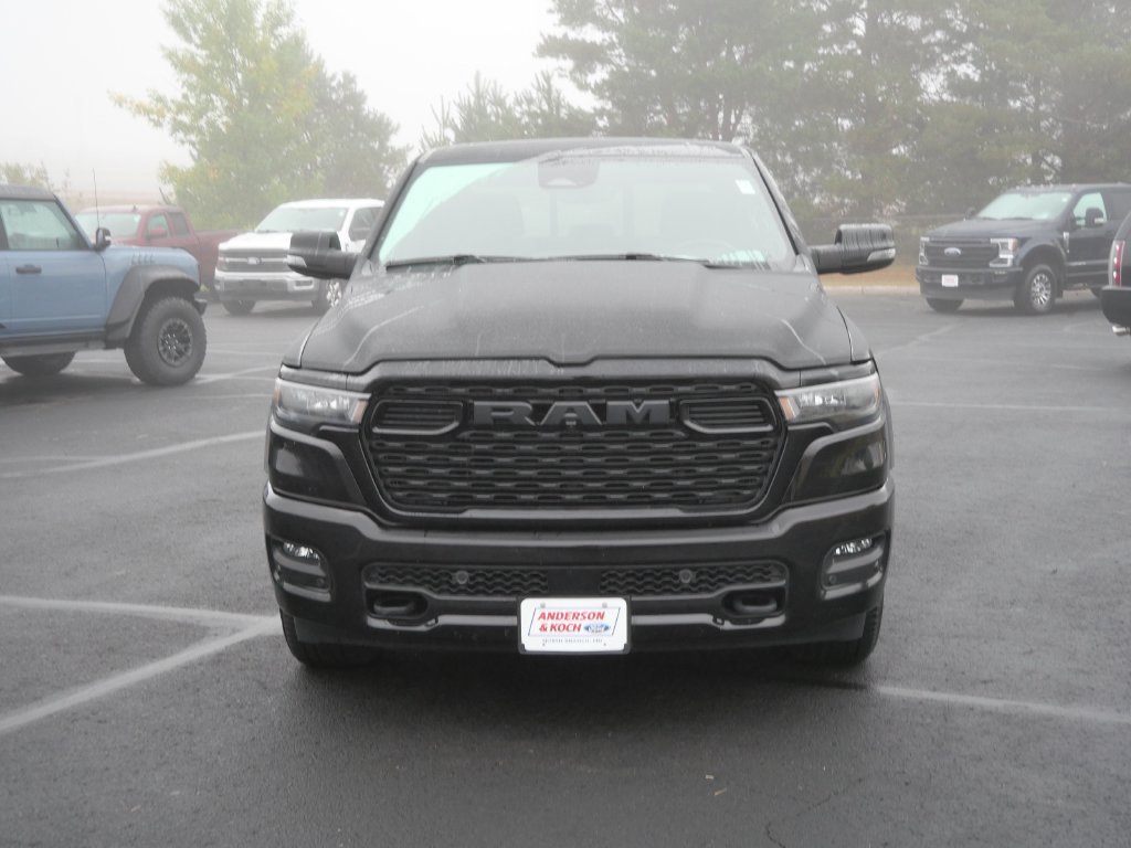 Used 2025 RAM 1500 Big Horn AWD/4WD image 3