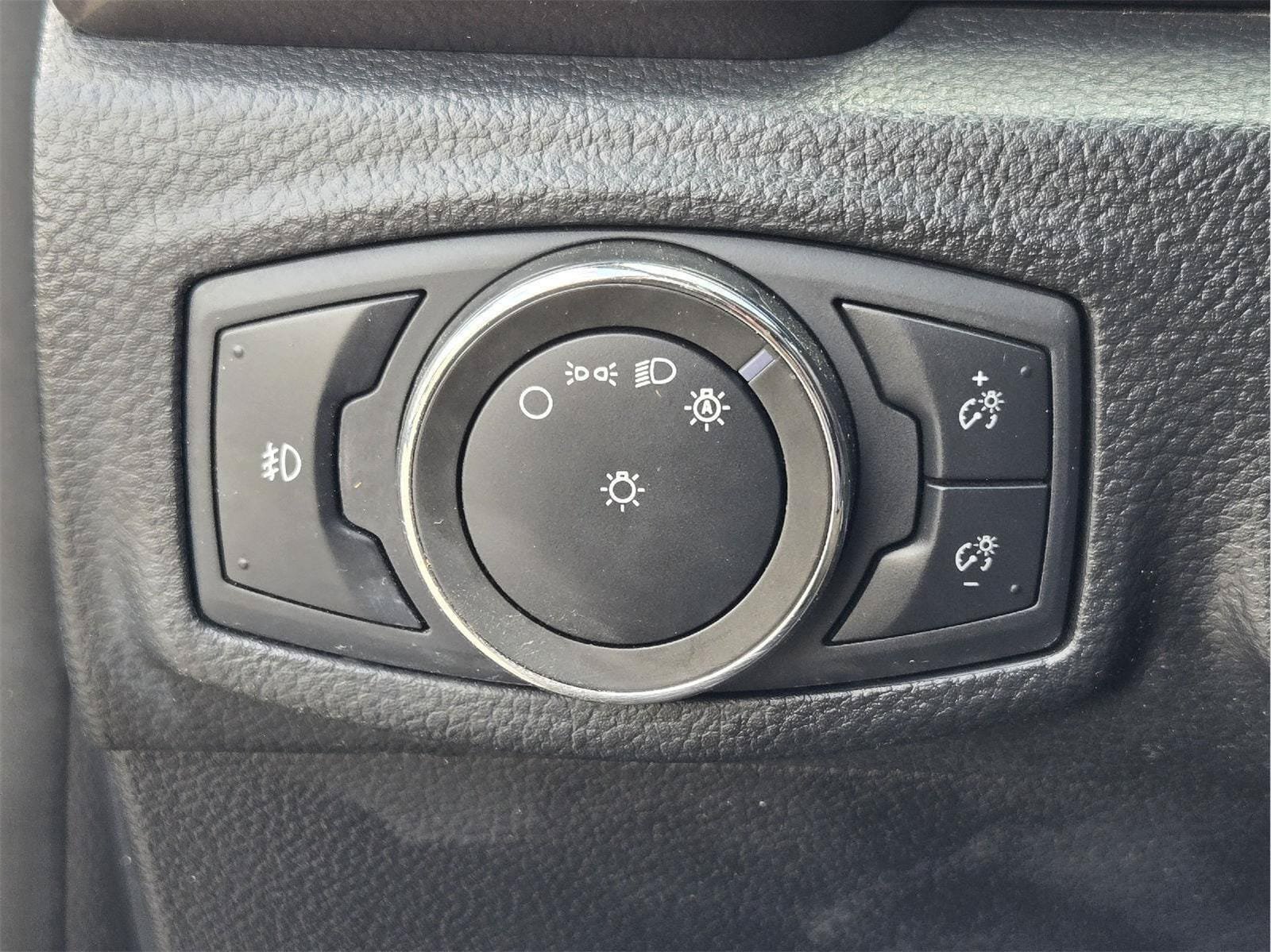Certified 2020 Ford Ranger Lariat w/ Technology Package RWD image 18