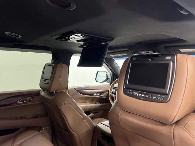Used 2017 Cadillac Escalade Platinum AWD/4WD image 19