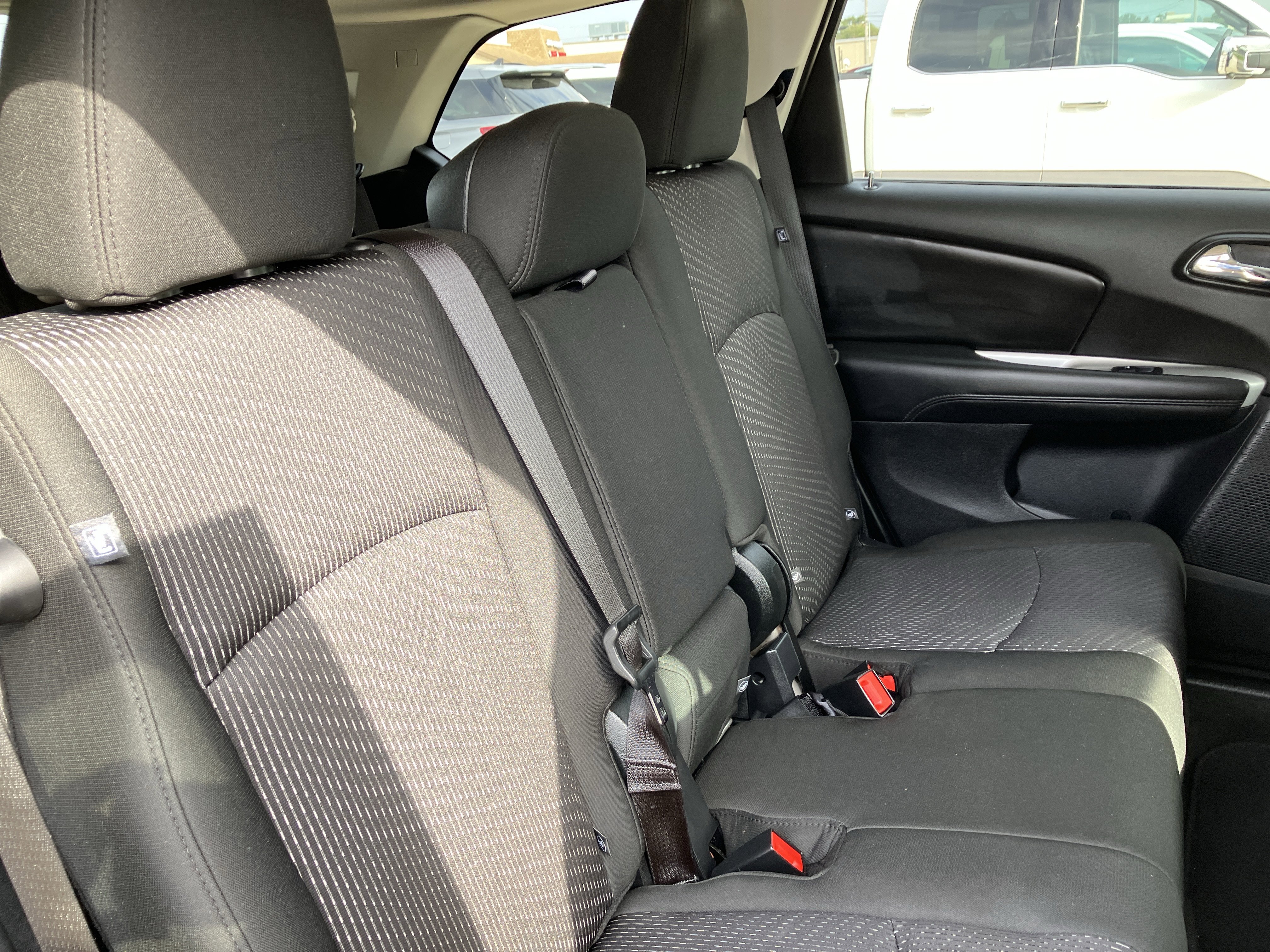 Used 2020 Dodge Journey SE image 17