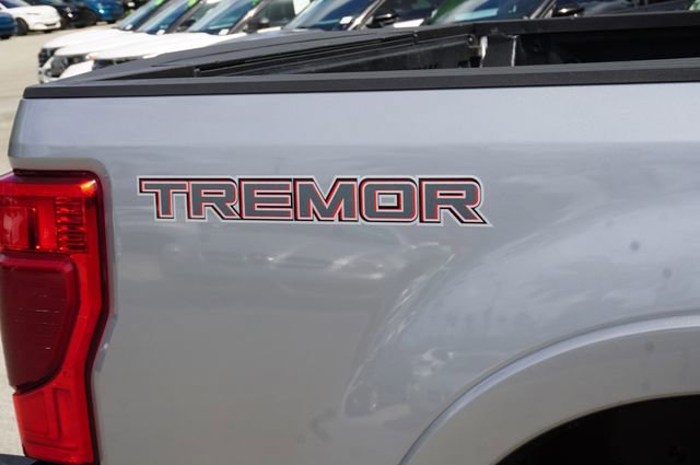 Certified 2022 Ford F350 Platinum w/ Tremor Off-Road Package AWD/4WD image 27