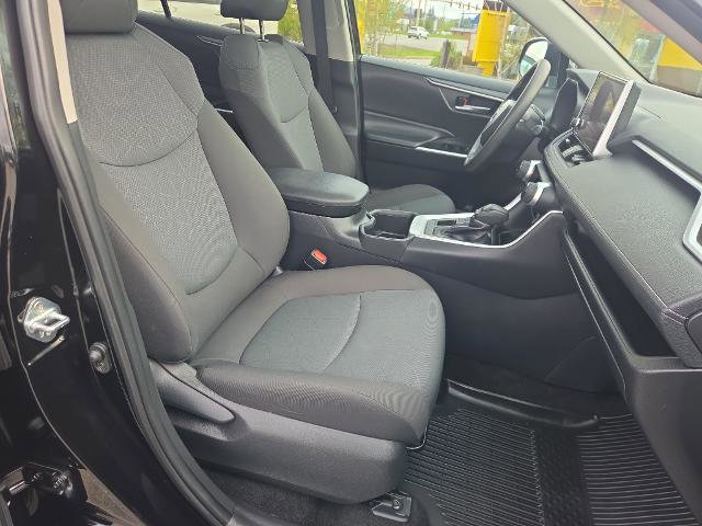 Used 2024 Toyota RAV4 XLE w/ Convenience Package AWD/4WD image 29