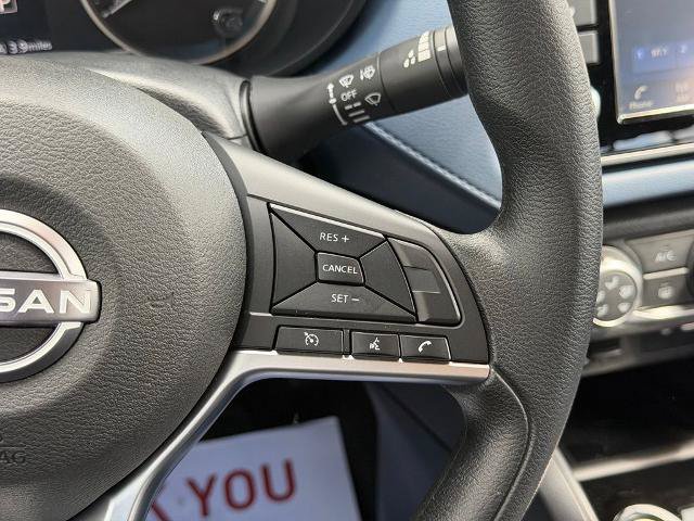 Used 2025 Nissan Versa SV FWD image 17