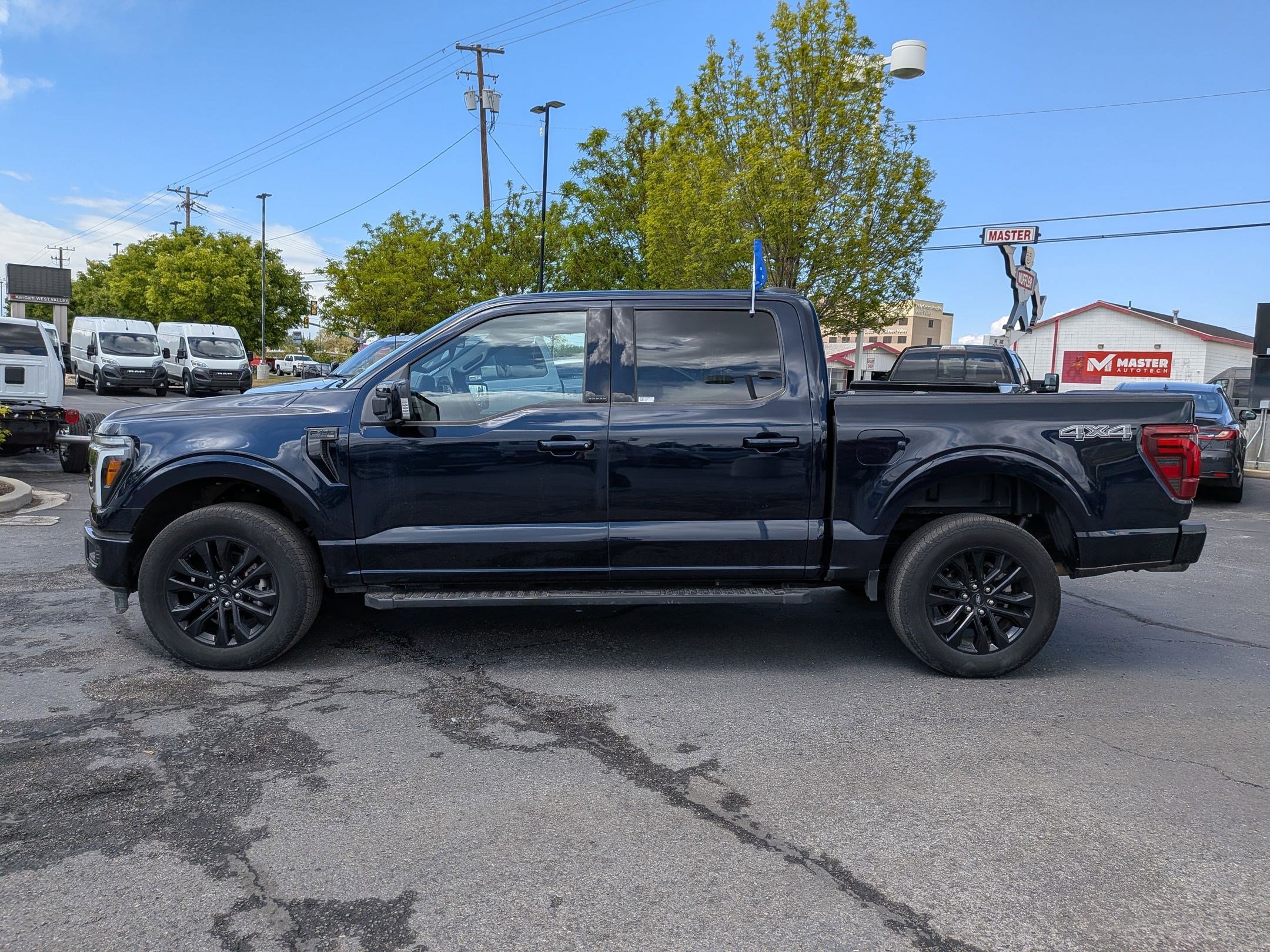 Certified 2025 Ford F150 Lariat AWD/4WD image 9