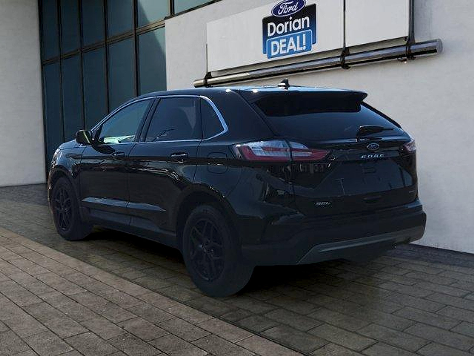 Certified 2023 Ford Edge SEL w/ Convenience Package AWD/4WD image 5
