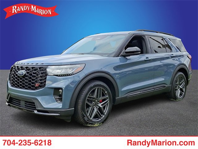 Certified 2025 Ford Explorer ST image 1