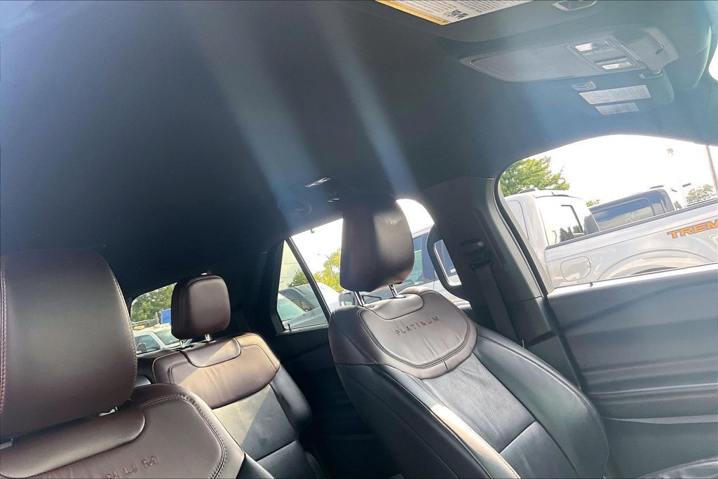Certified 2023 Ford Explorer Platinum w/ Technology Package AWD/4WD image 21