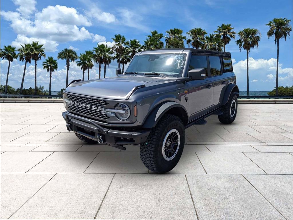 Certified 2022 Ford Bronco Badlands AWD/4WD image 3