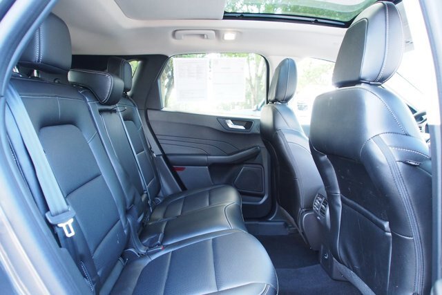 Certified 2022 Ford Escape SEL w/ Technology Package FWD image 14