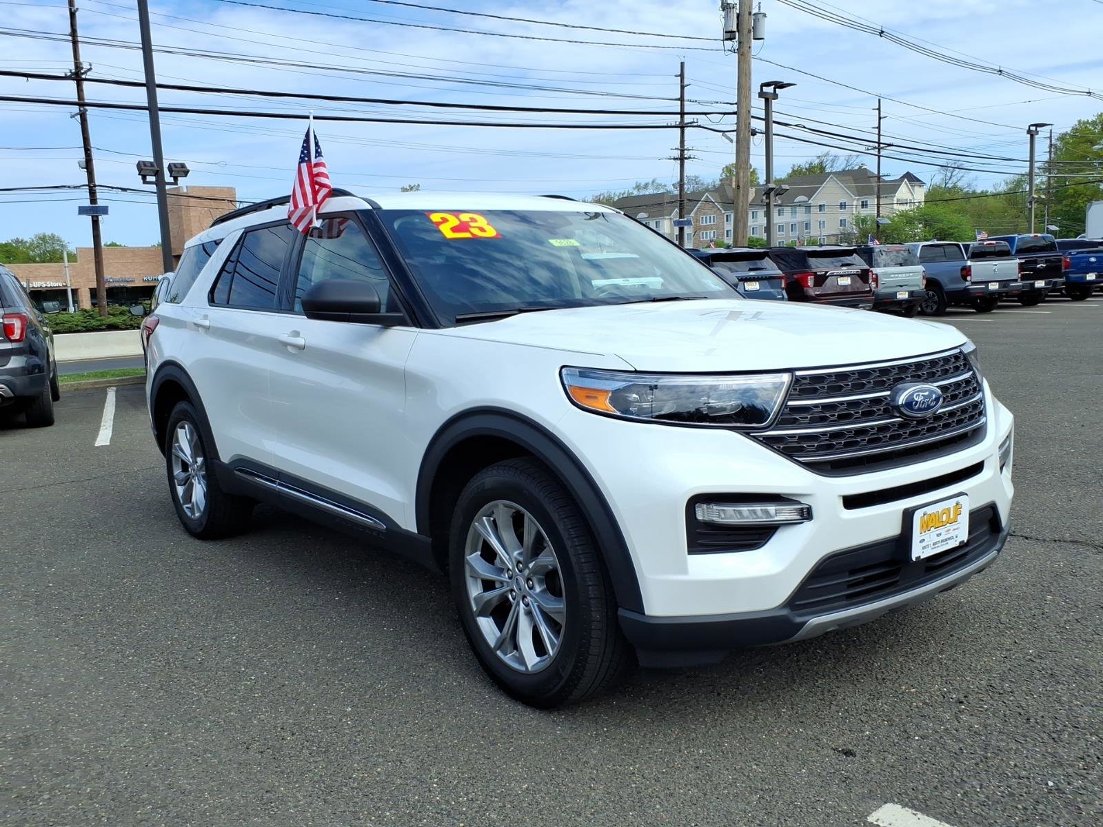 Certified 2023 Ford Explorer XLT w/ Equipment Group 202A
