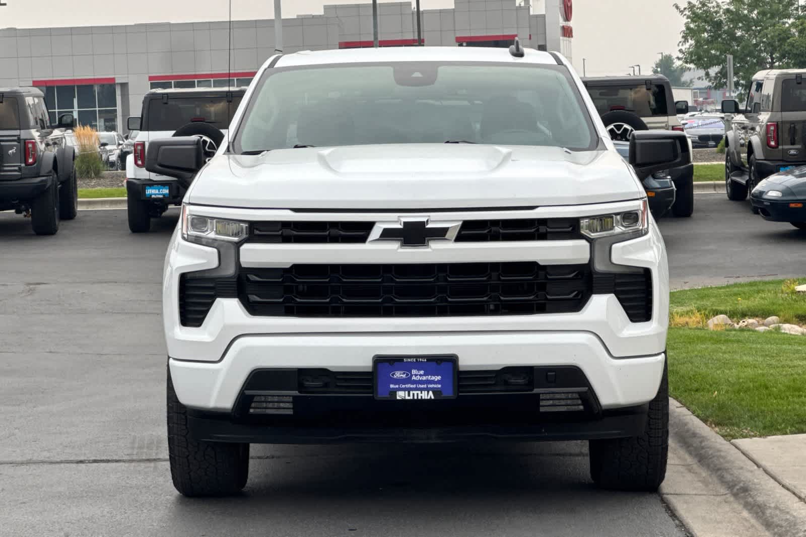 Used 2022 Chevrolet Silverado 1500 RST AWD/4WD image 10