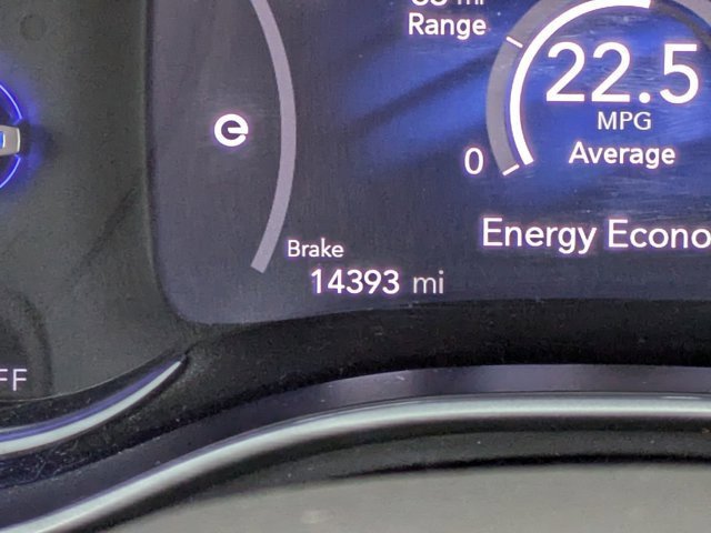 Used 2025 Chrysler Pacifica Select image 25