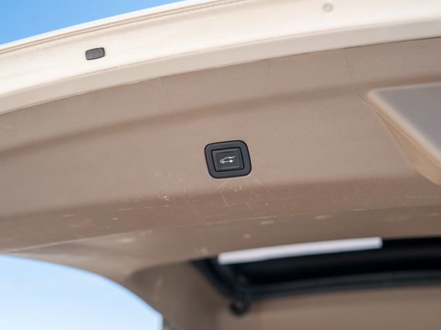 Used 2021 GMC Yukon Denali image 12